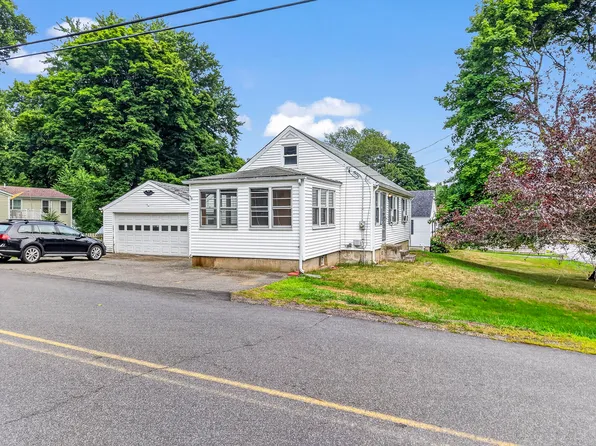 1 Staples Street, Eliot, ME 03903