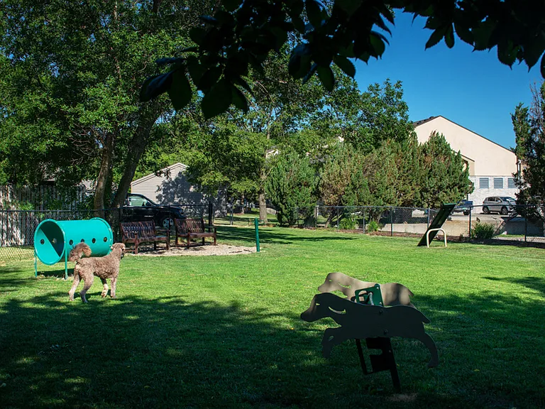 Highpointe by Broadmoor — Photo 16