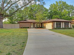 234 Foxridge Rd, Orange Park, FL 32065