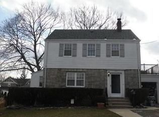 332 Columbia Blvd, Wood Ridge, NJ 07075