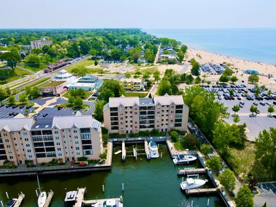 240 Water St #1A, Saint Joseph, MI, 49085