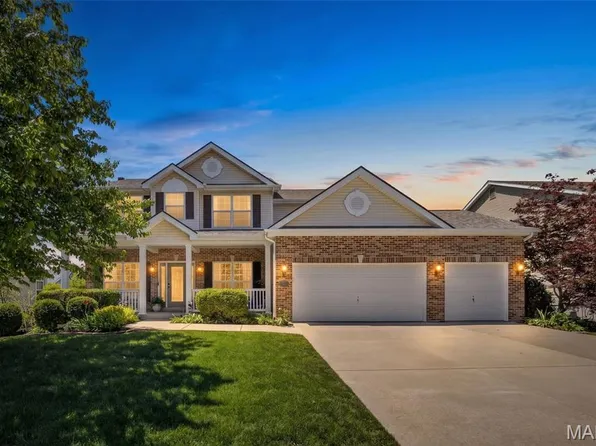 1205 Simeon Dr, Shiloh, IL 62221