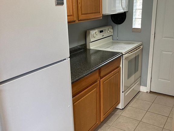 5th image of 2879 Bahns Dr