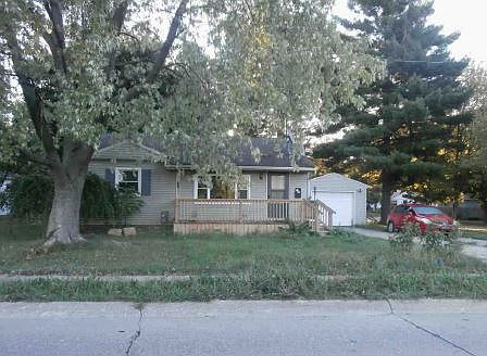 1st image of 608 N Huntington St