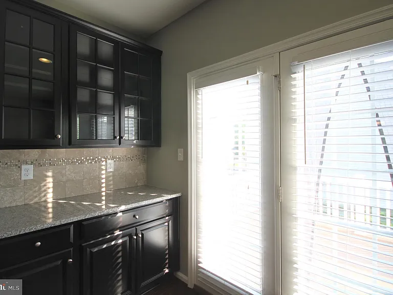 228 Compass Dr — Photo 15