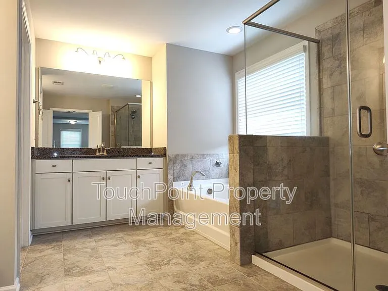 9310 Inverness Rd — Photo 18