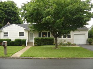 202 Saint John Pl, Plattsburgh, NY 12901