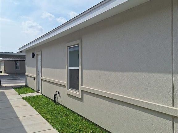 2nd image of 1019 N Clarence Ave #2