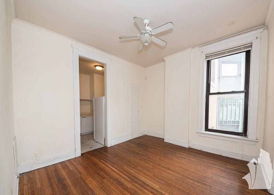1st image of 356 W Dickens Ave APT 1L