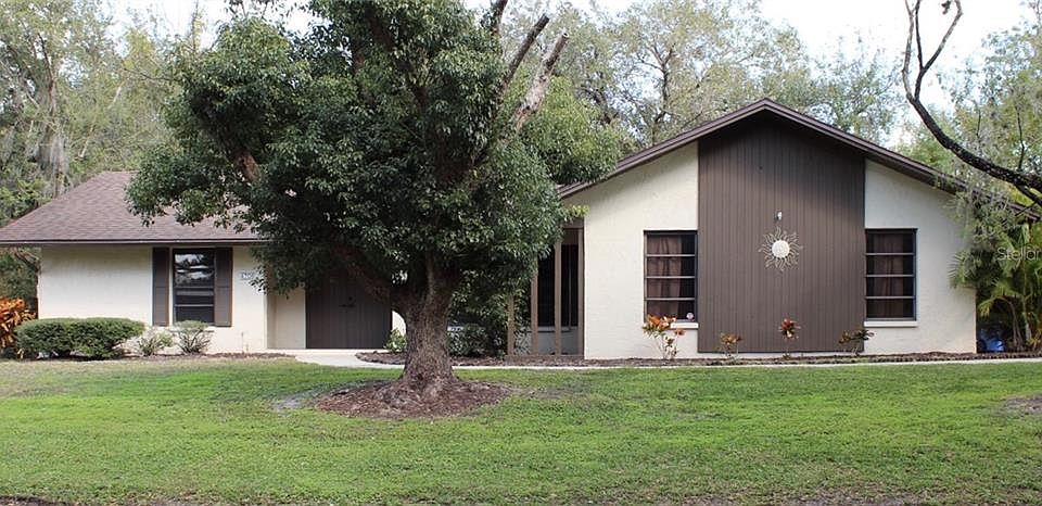 1st image of 4706 Charing Cross Cir