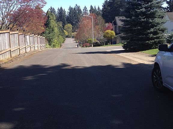 2nd image of 521 NW 88th St