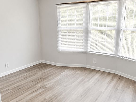 2nd image of 134 Ledo Rd #134