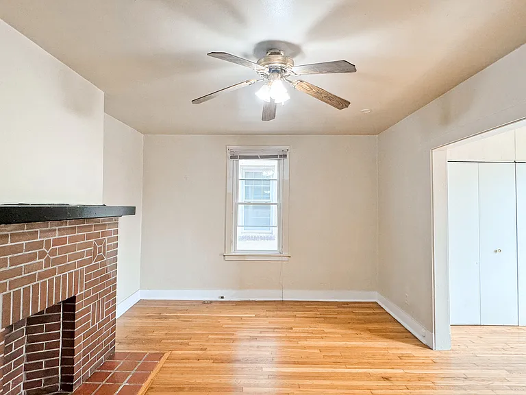 5727 Phillips Ave #1 — Photo 6