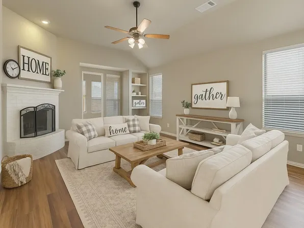 1212 Wheatear Dr, Little Elm, TX 75068