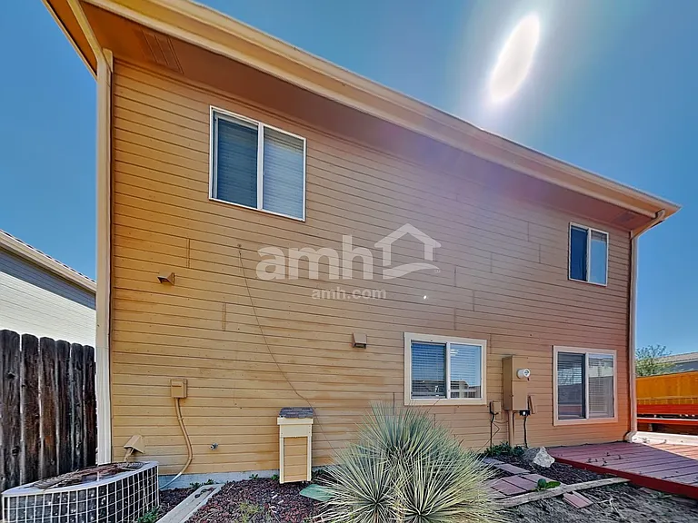 4051 N Orleans St — Photo 21