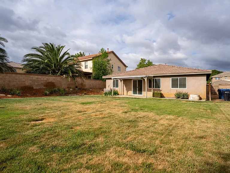 42144 Madison Ct — Photo 19