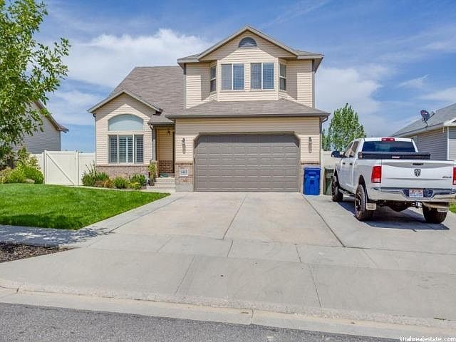 1st image of 6445 S Mount Whitney Ln