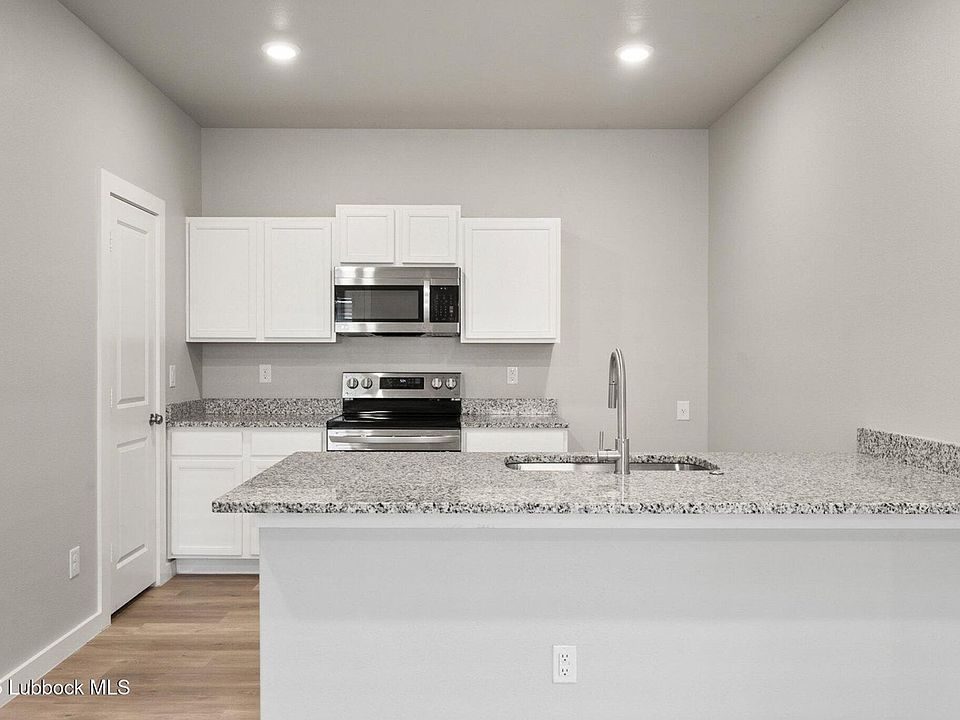 1st image of 505 E 21st St