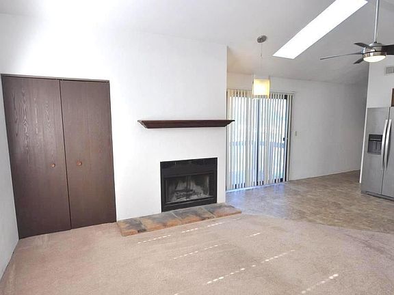 4th image of 53 Peachtree Ln