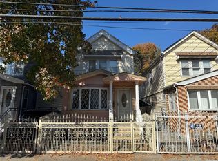 21135 99th Ave, Queens Village, NY 11429