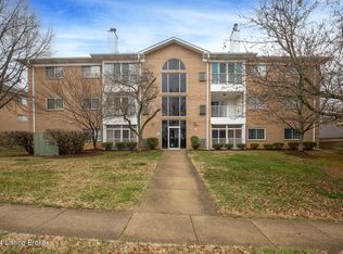 8508 Atrium Dr APT 1105, Louisville, KY 40220