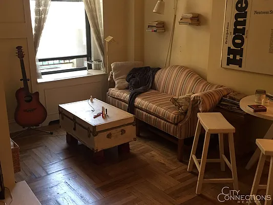 Rented by City Connections Realty | media 22