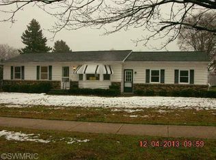 1020 Three Mile Rd NW, Grand Rapids, MI 49544