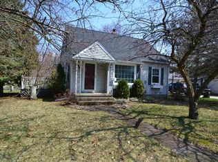 3812 Woodlawn St, Midland, MI