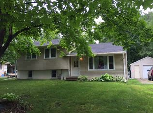 2005 Cedar Dr, New Brighton, MN 55112