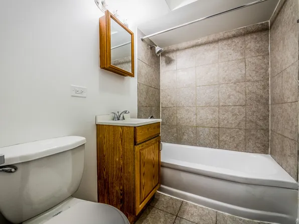 410 E 107th St Chicago, IL 60628, 410 E 107th St APT 1B, Chicago, IL 60628