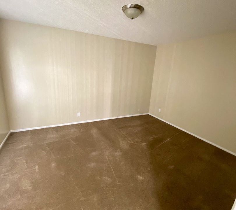 2nd image of 4217 Carlin Ave APT 8