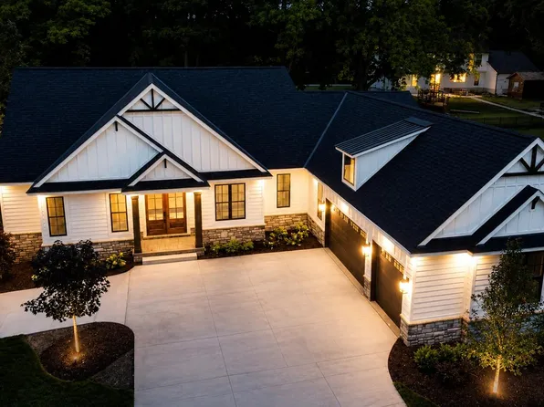 5615 Old Orchard Trl, West Bloomfield, MI 48324