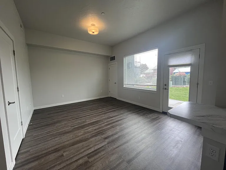 205 Hickory St #107 — Photo 3