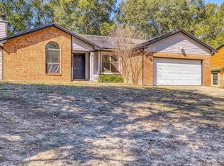 4512 Citadel Dr, Pensacola, FL 32514