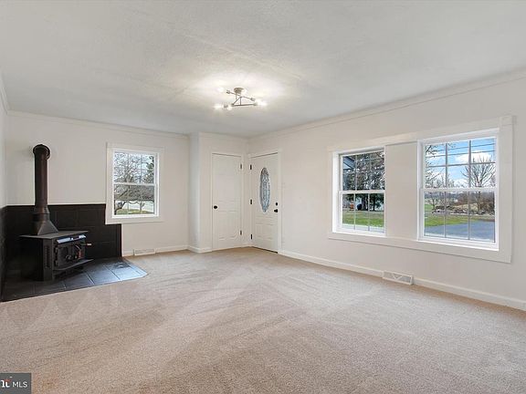 5th image of 2515 Mummasburg Rd