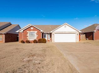 1214 E Lauren Ln, Stillwater, OK 74075