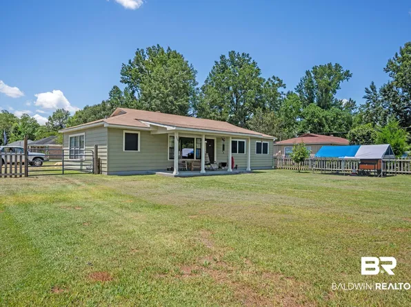 308 6th Ave, Atmore, AL 36502
