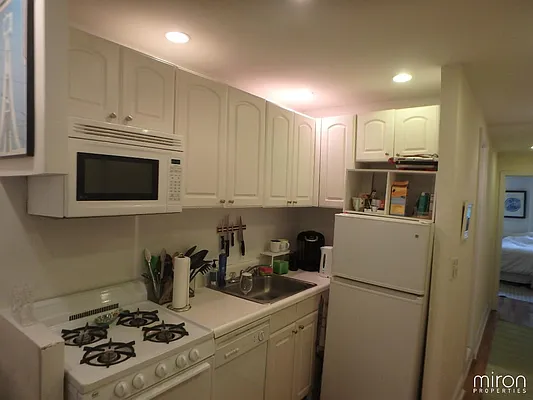 Rented by Miron Properties | media 25