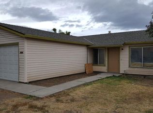 1963 E 13th St, Stockton, CA 95206