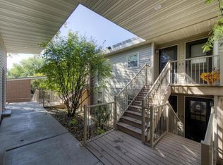 110282 Village Rd, Chaska, MN 55318