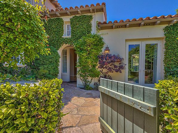 2nd image of 410 Las Laderas Dr