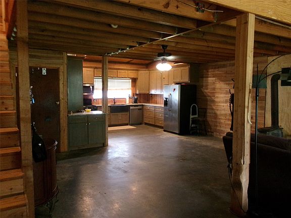 2nd image of 430 Waterfront Row