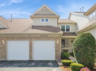 21327 Windy Hill Dr, Frankfort, IL 60423