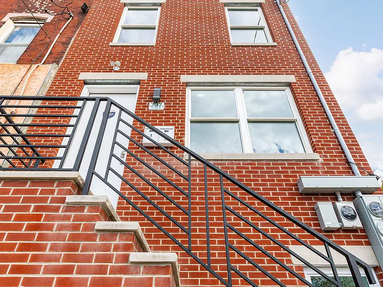 737 N 42nd St #1 — Photo 35
