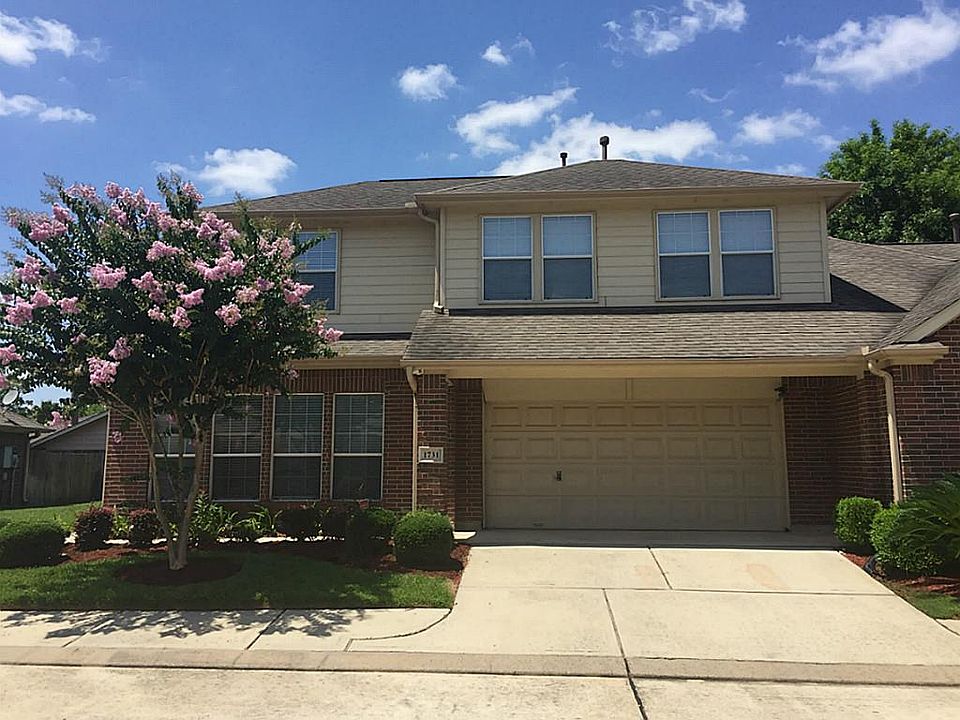 1st image of 1731 Village Townhome Dr