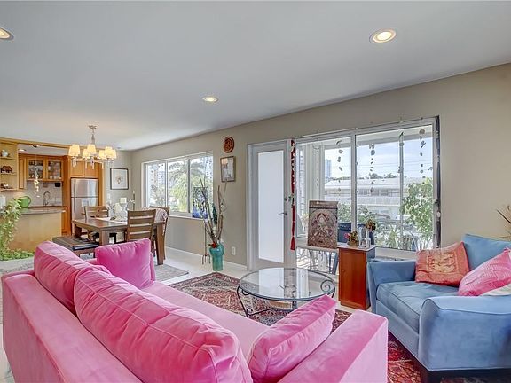 5th image of 3201 SE 12th Street #C3