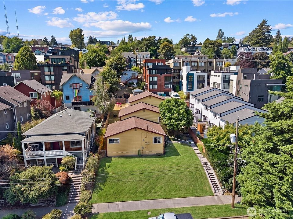 1st image of 125 27th Avenue E