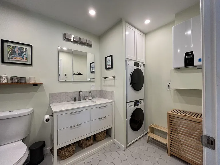 6640 NE Roselawn St — Photo 21