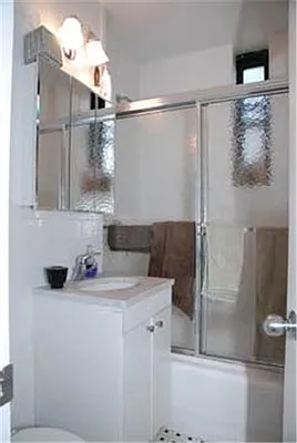 Rented by Buchbinder & Warren | media 42