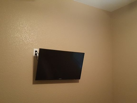 4th image of 2665 San Juan Dr